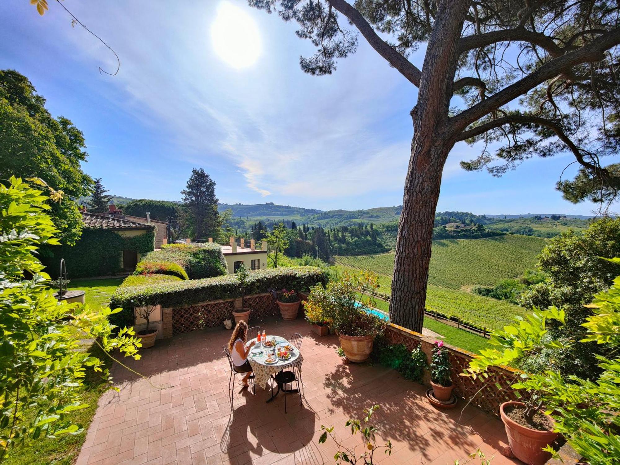 تْشيرتالدو Agriturismo Bio Fattoria Bacio المظهر الخارجي الصورة